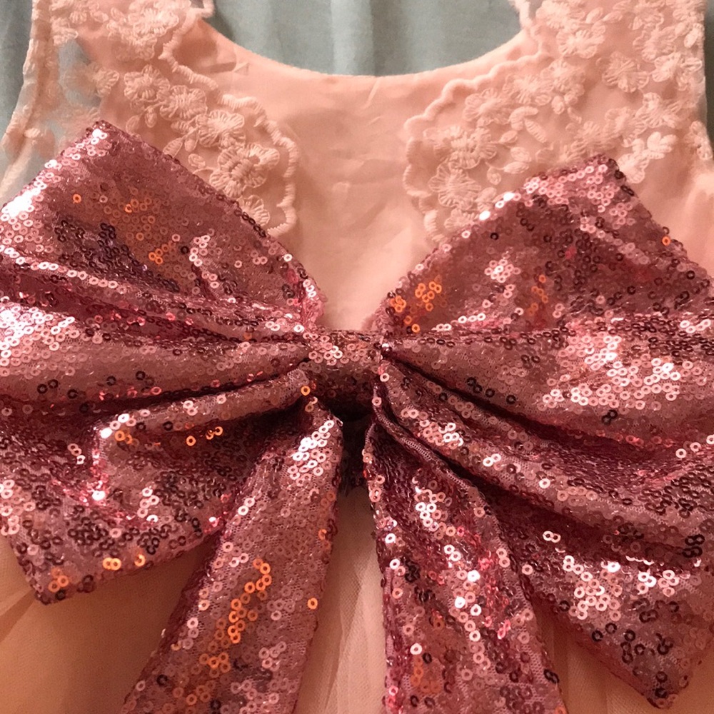 Dress - Picture 3 of 3